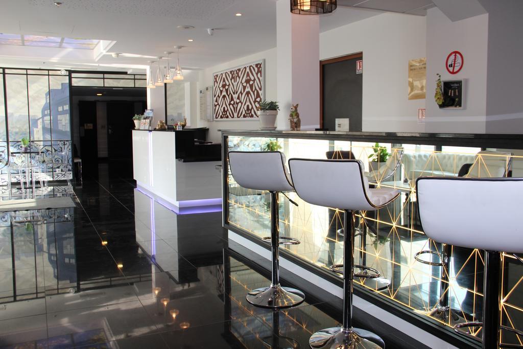 Kyriad Saint Quentin En Yvelines - Montigny Екстер'єр фото