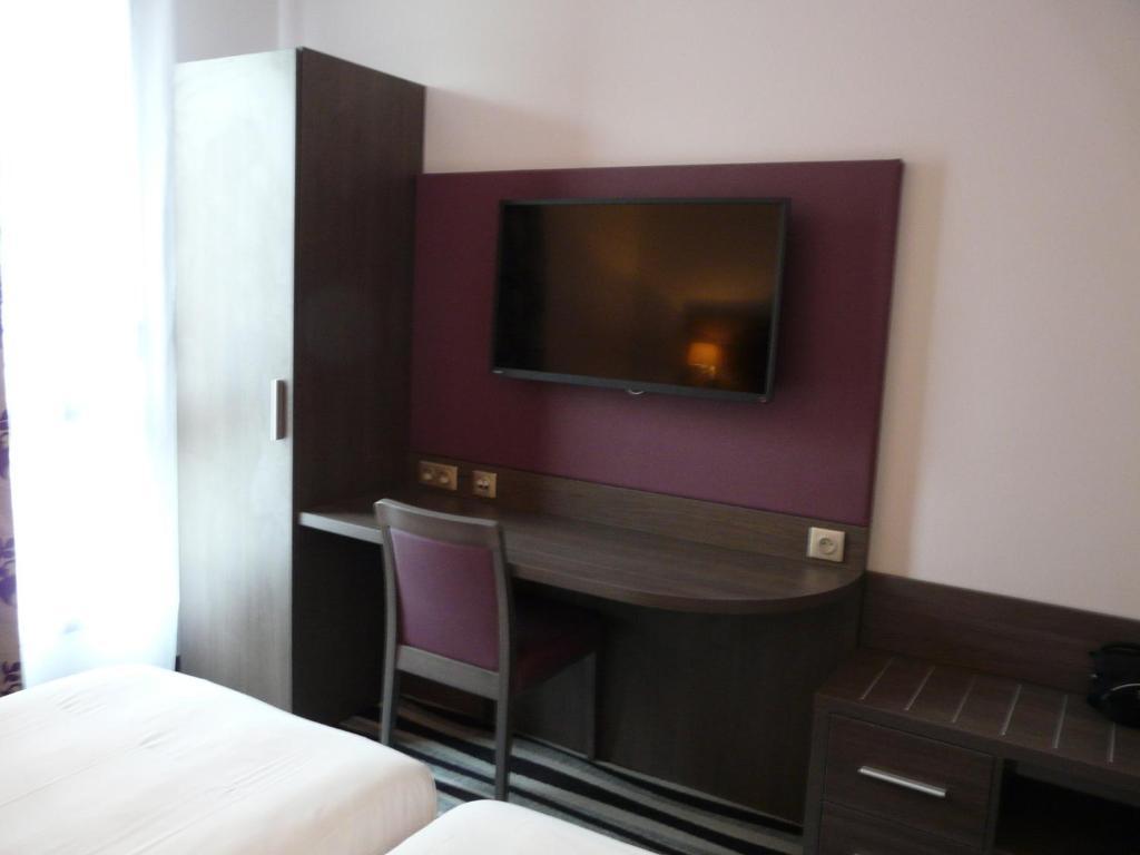 Kyriad Saint Quentin En Yvelines - Montigny Номер фото