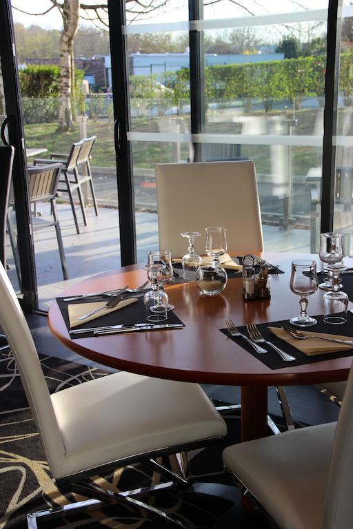 Kyriad Saint Quentin En Yvelines - Montigny Екстер'єр фото